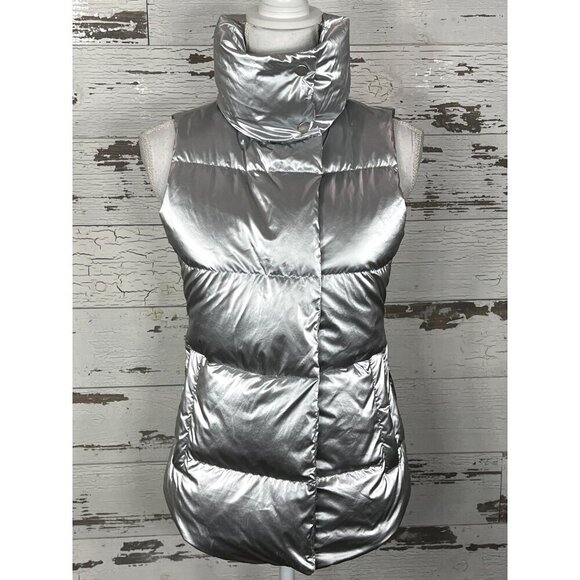 ATHLETA Downtown Metallic Puffer Vest Down Fill Silver Sz XXS NWOT #983667 - Picture 2 of 8